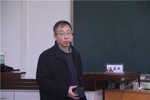 bbce89969af2445cba7dc7fb5e087ee5.jpg 讲师特写.JPG