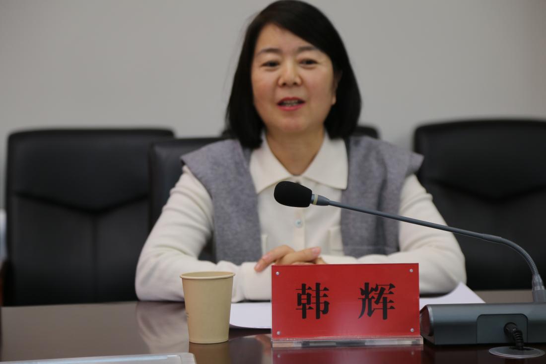 韩辉副董事长通报新乡公司情况.JPG
