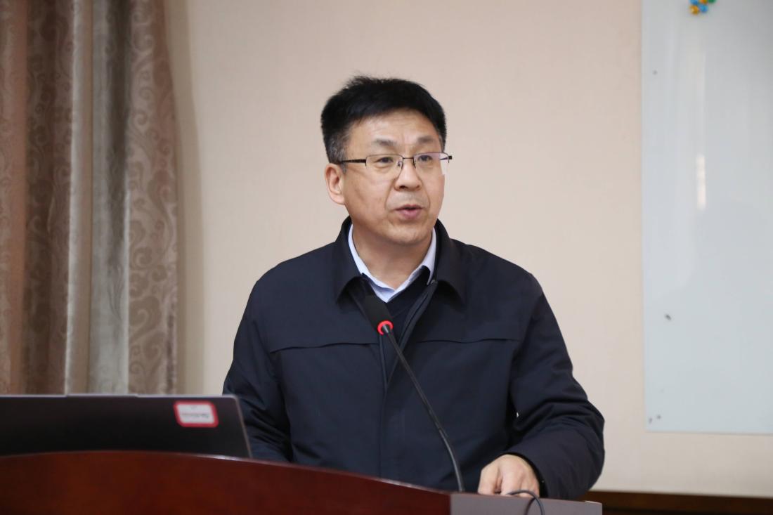 党委书记齐涛通报公司2025年工作会议精神(1).jpg