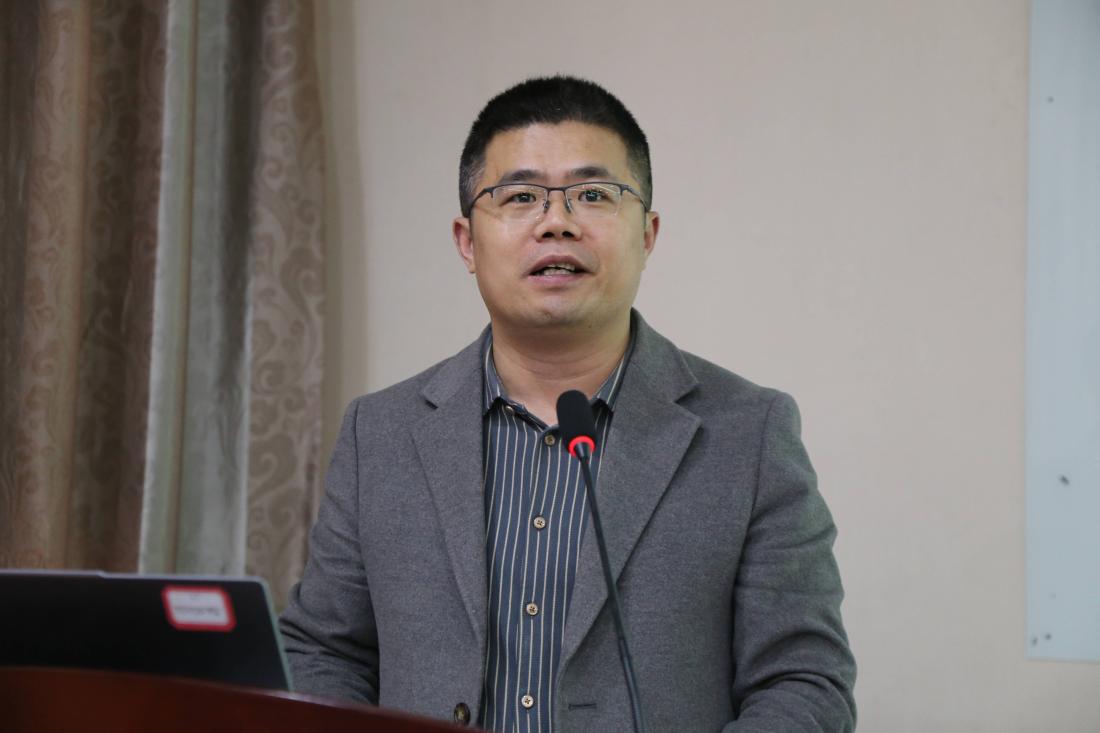 经理赵晓峰作年度工作部署(1).jpg