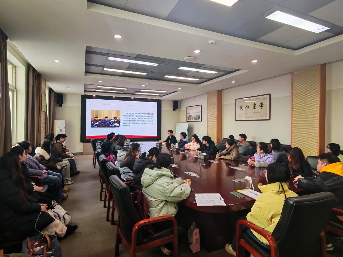 讲座现场照片.jpg
