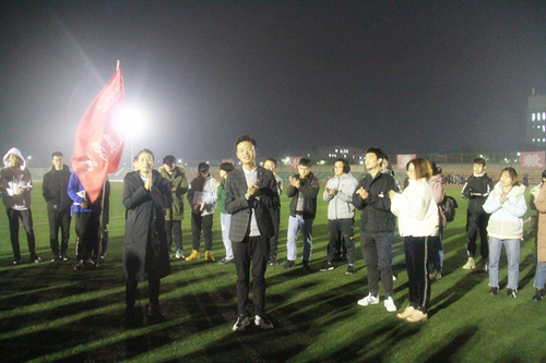 a9776a316dce4b55abb412f87705f4fb.jpg 领导前来慰问_副本.jpg