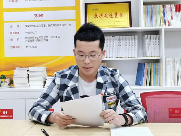 179bf19541464f09838e6821d842af3a.jpg 叶子龙_副本.jpg