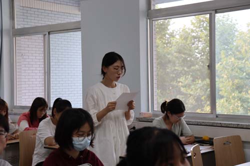 788bf6392cdf4064acdbfe2ffab45ec8.jpg 交流发言.jpg
