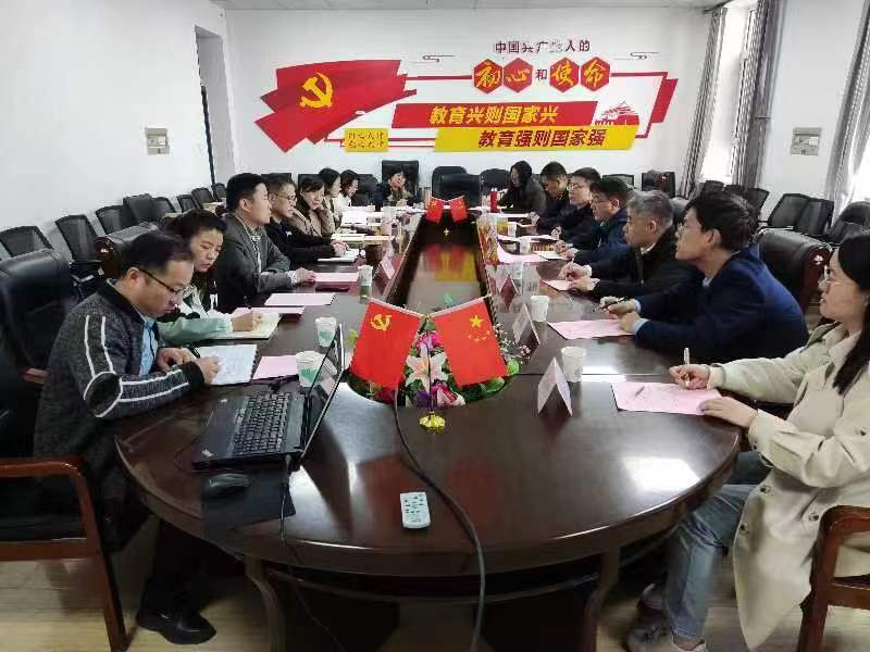 8bda387dae7e40818e987580828d8592.jpg 8bda387dae7e40818e987580828d8592.jpg