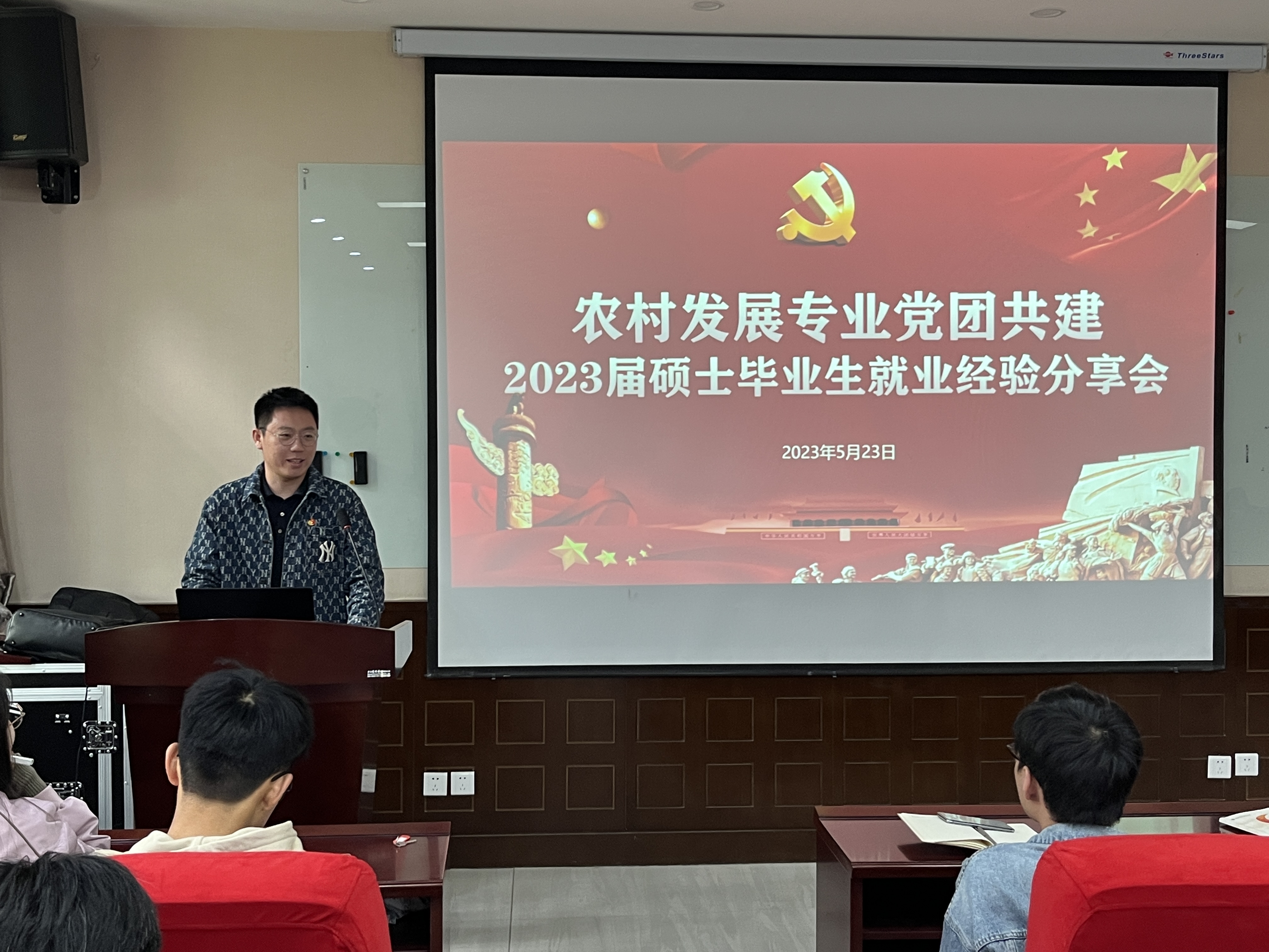 e058a78974f84a1bbceb494e15e5469f.jpg e058a78974f84a1bbceb494e15e5469f.jpg